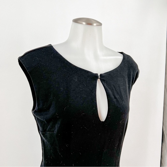 Ann Taylor Little Black Dress with keyhole accent and side zipper - Picture 2 of 6